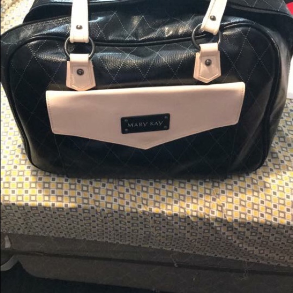 Mary Kay Bags and Electric Cleansing Brush